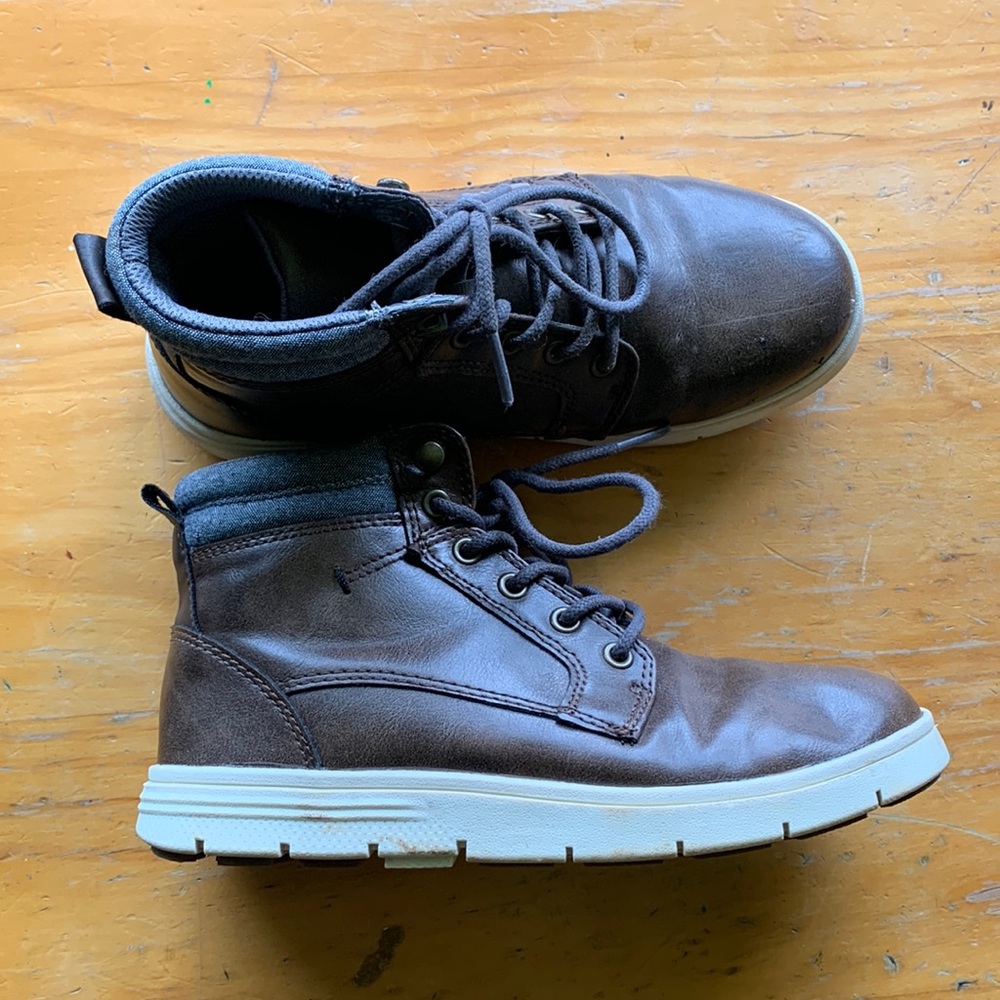 Boys dress shoes 👞